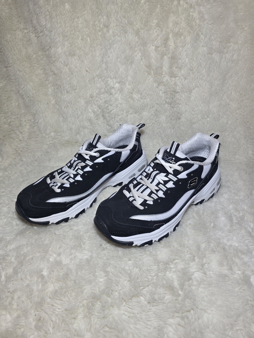 Skechers D'Lites Biggest Fan Sneakers - Black/White - Women’s Size 8 Like New - Picture 4 of 9